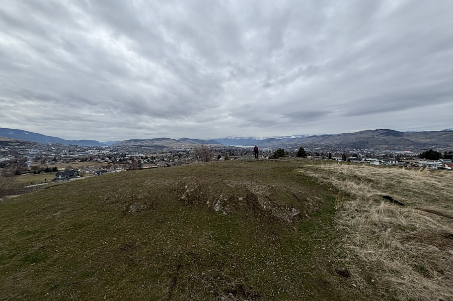 Seems like all the lowest summits in the Okanagan Valley have the best views!