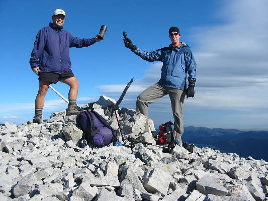 Dueling register canisters.