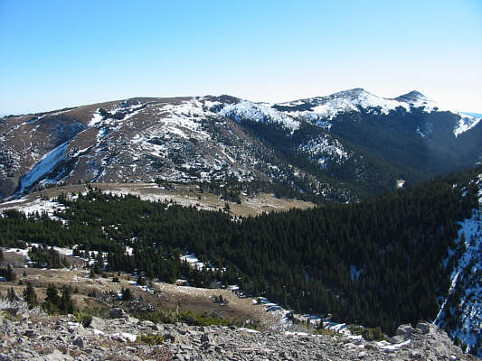 It's nothing more than an easy ridge walk.