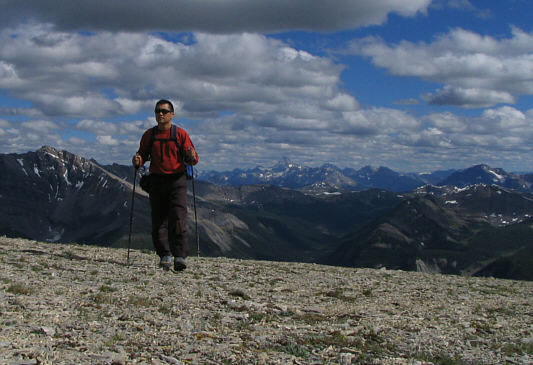 Shades of Tangle Ridge...where the f**k is that summit cairn?!!