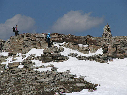 Wonder why they built such a big cairn on the lower summit...