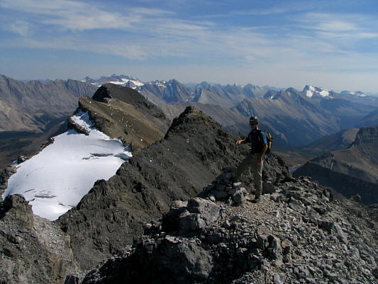 I wonder if that bump between Pika Peak and Ptarmigan Peak is feasible as a scramble.