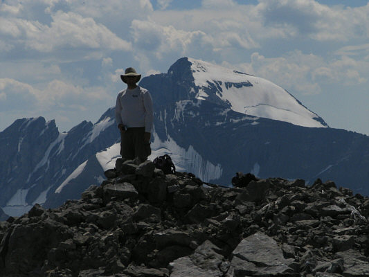 This was Dave's first peak over 3000 metres. Congratulations, Dave!