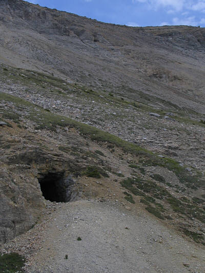 I ascended some good ledges at upper left in the photo.