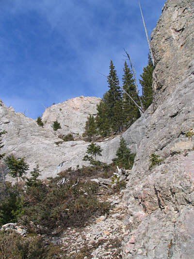 The ascent finally starts to look interesting here...