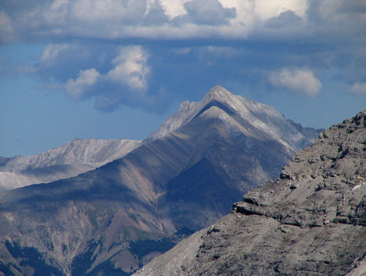 That northwest ridge sure looks long!