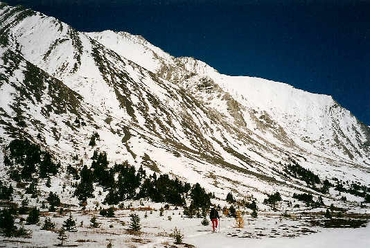 We mistakenly slogged up the slope at left on this day.