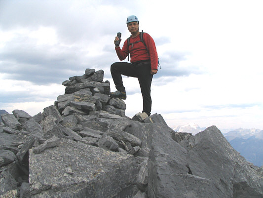 For all the bushwhacking they endured, I would credit Bob and Dinah with a "gimme" on this peak.