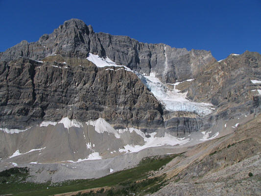 This peak is unnamed.