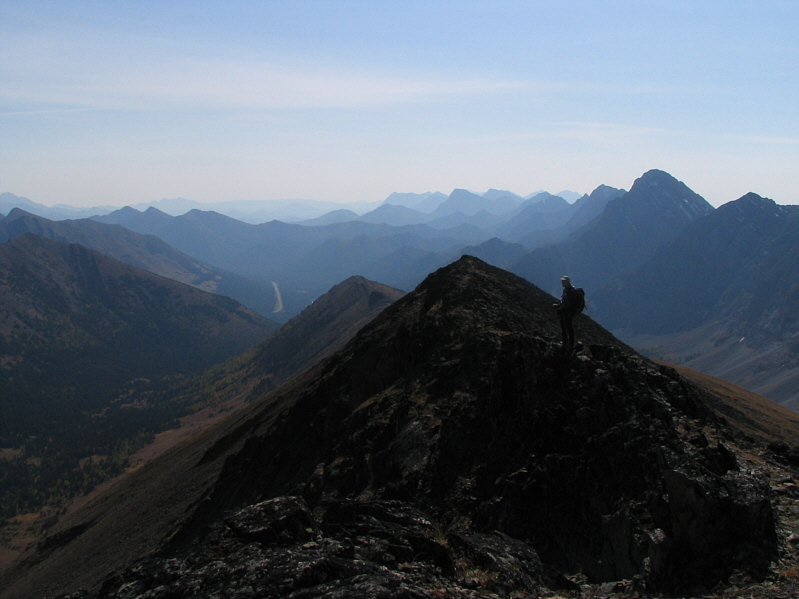 If you've got a good eye, you can even spot Mount Burke and Plateau Mountain on the horizon.