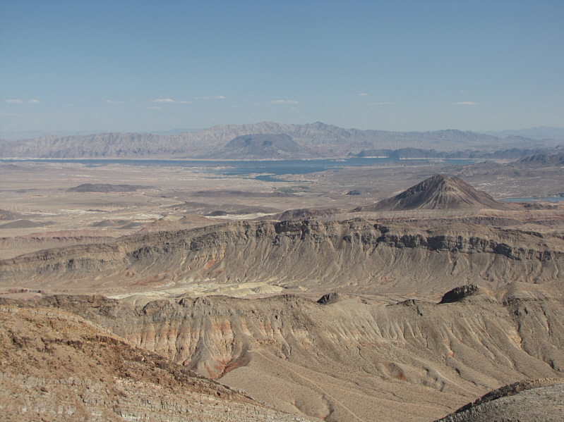 I definitely want to check out some of these buttes and hills next time I'm back here.