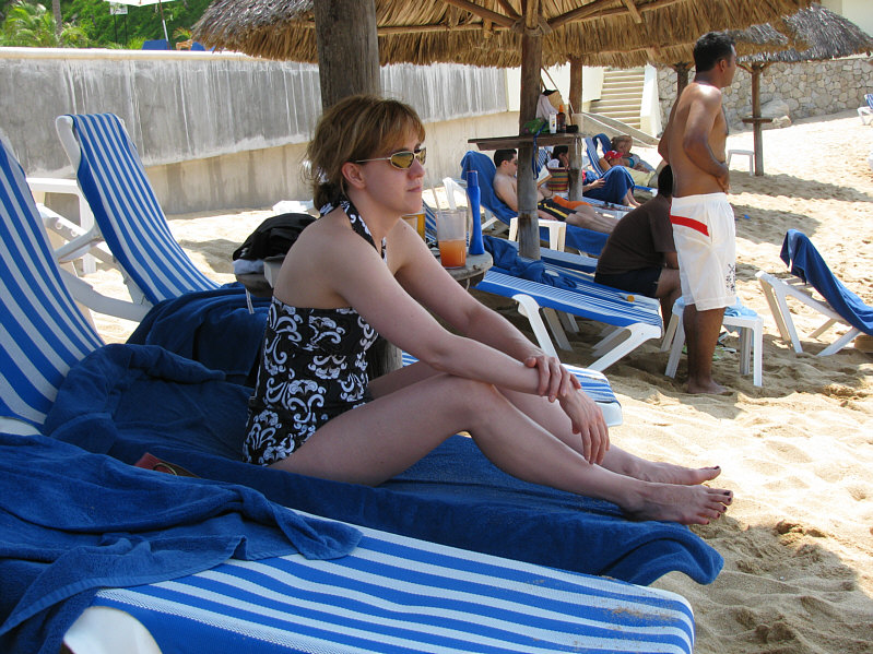 Still looking good, Joanne!