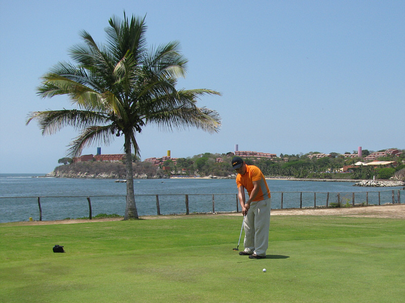 This is Tangolunda Golf Course's signature hole.