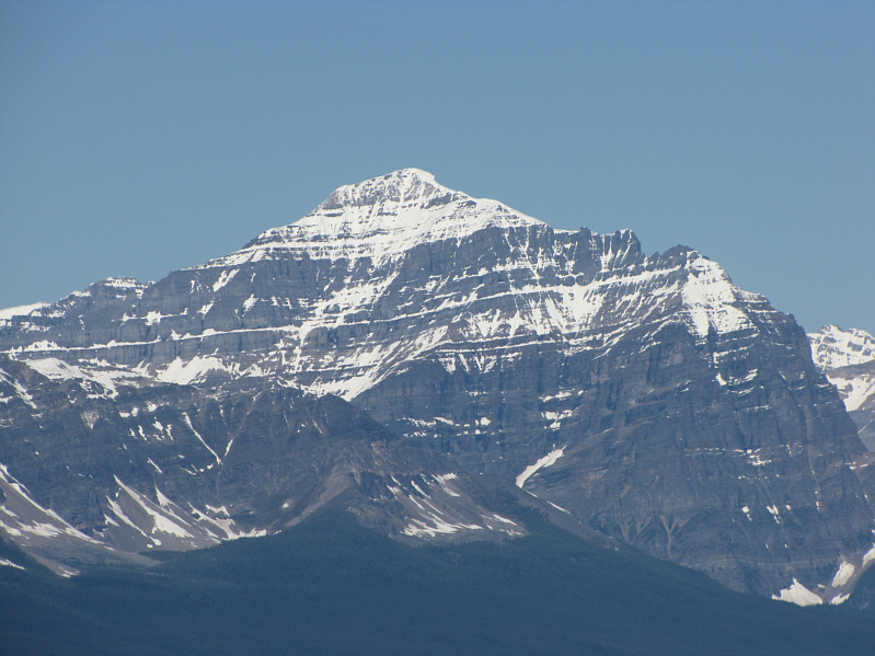 I figure I would get all these gratuitous mountain photos out of the way early!