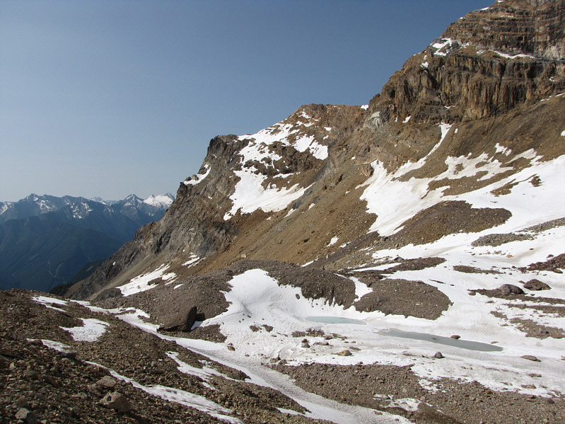 When I was near the summit, I saw a couple of hikers wandering around down here.