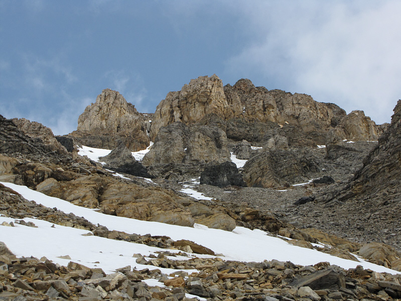 How the heck am I gonna get through those big cliff bands up there?!