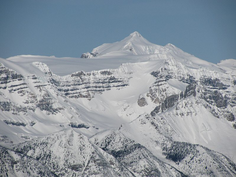 I would love to climb this peak someday...
