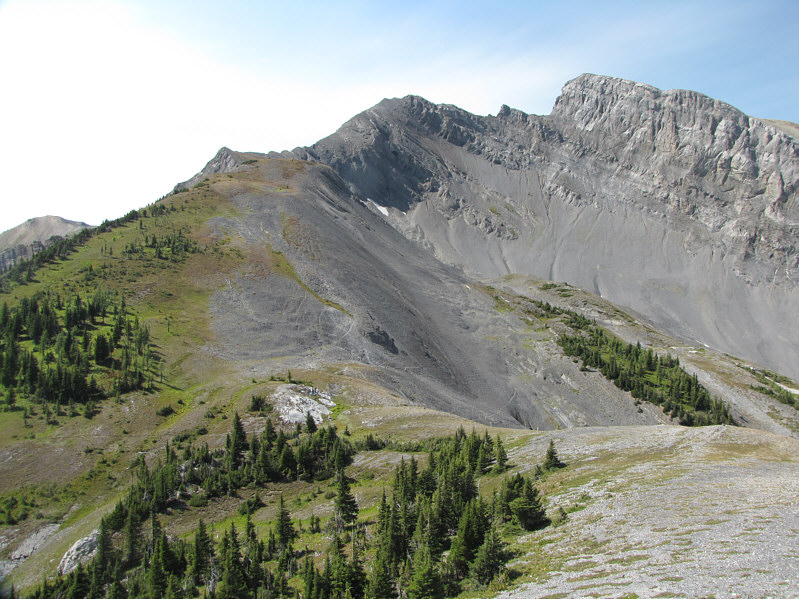The saddle is a worthwhile hiking destination in itself.