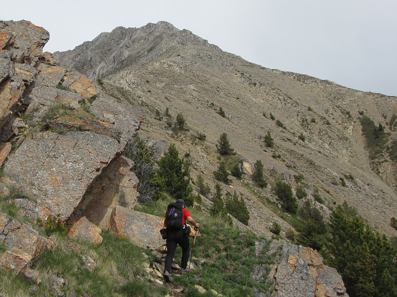 I waited out the thunderstorm somewhere below this spot.