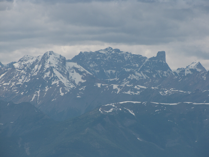 Mount Farnham is the highest peak in the Purcell Mountains.