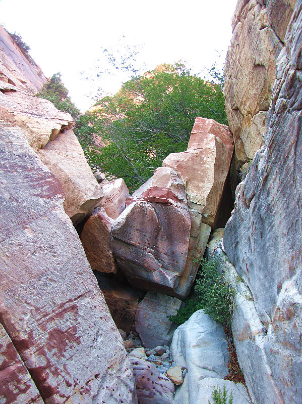 Of course, it's not obvious that there's a chimney there. I totally missed this on the way in...and paid dearly for that mistake!