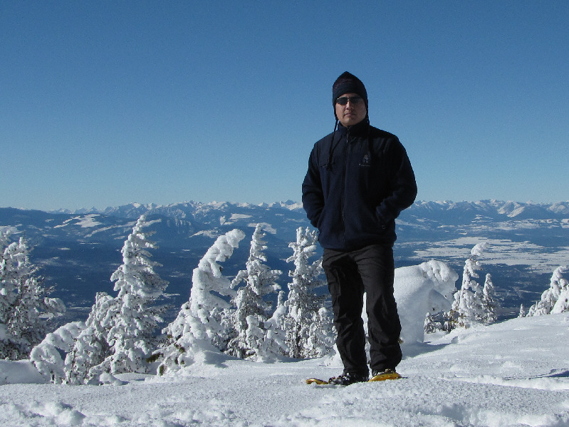 The face says, "I'm not looking forward to the long walk back down that boring road!"