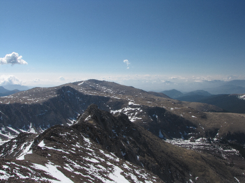 The two peaks can be easily hiked from the Mount Evans Road.