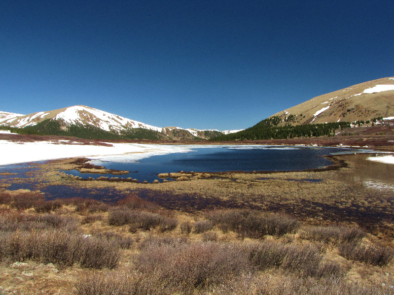 You won't find any otters playing in this lake though.