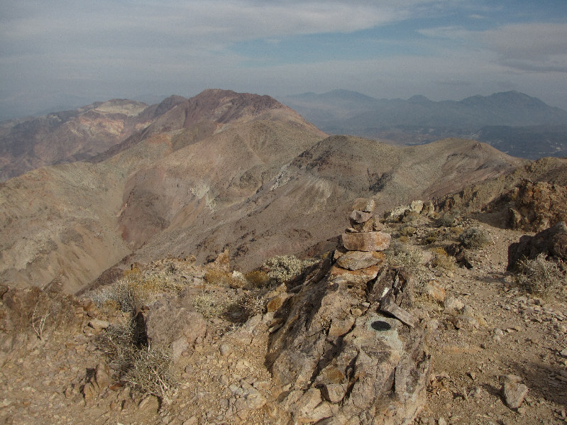 We did not have enough time to include Mount Perry on our visit.