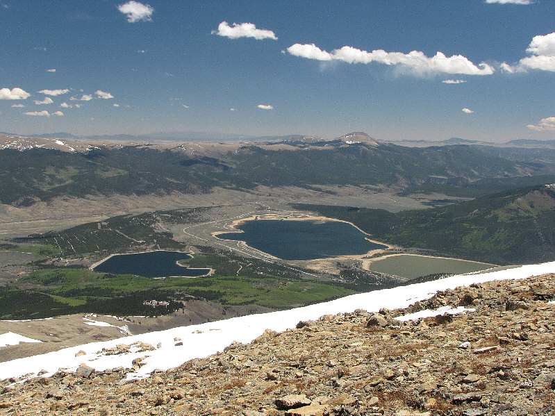 It's probably too faint to see in this photo, but on the far horizon at left is Pikes Peak.