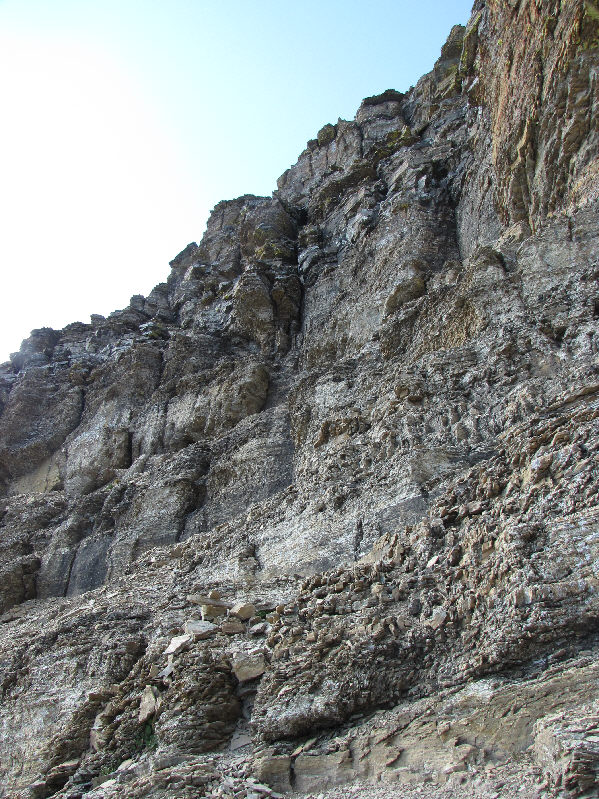 This is where you play "follow the cairns"!  Can you spot the first one?