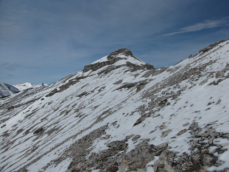 It's easiest to stick to the ridge crest, at least initially.