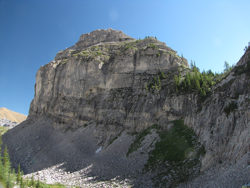 I'm already tired...not sure I'll have the energy to climb this at the end of the day...