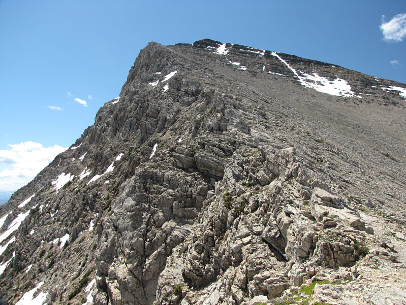 You could leave your hands in your pocket for much of the ascent!