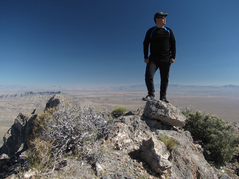 You can still get cel phone coverage up here. Maybe I should order a pizza...