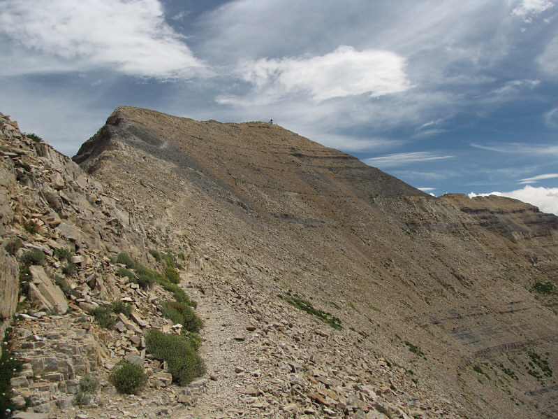 Another 20 minutes to the summit from here.