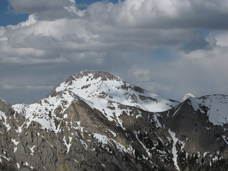 Probably one of the best ascents in the vicinity.