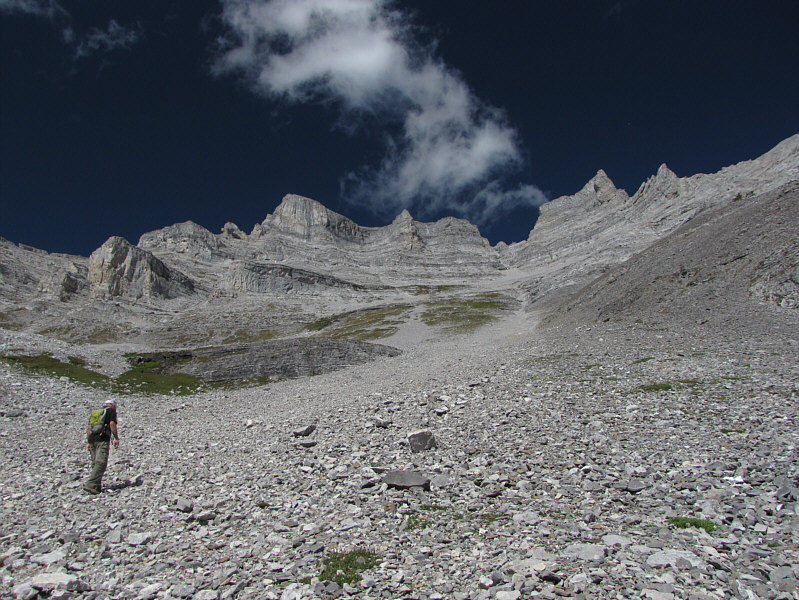 Make more grunting noises here...