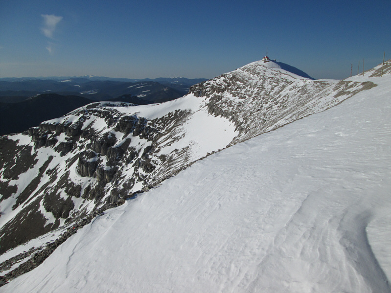 This part is actually slightly uphill on the way back...