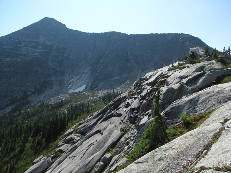 Stick to the crest of the slabby ridge in the foreground.