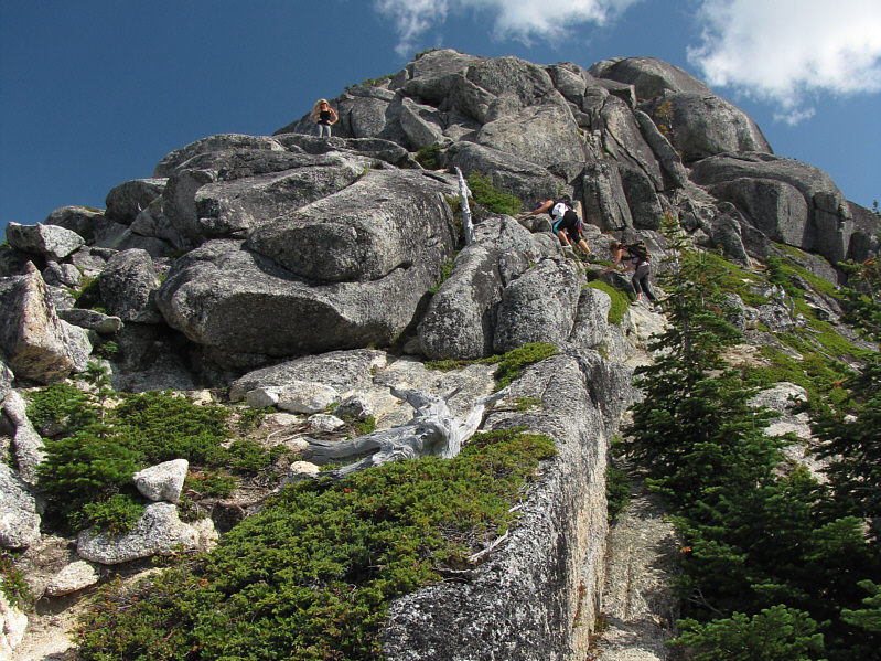 The blonde with her hands on her hips was smoking hot!