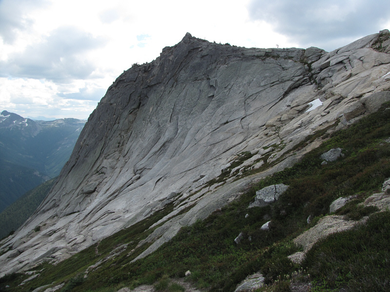 Eh? What's with all these bloody clouds rolling in??
