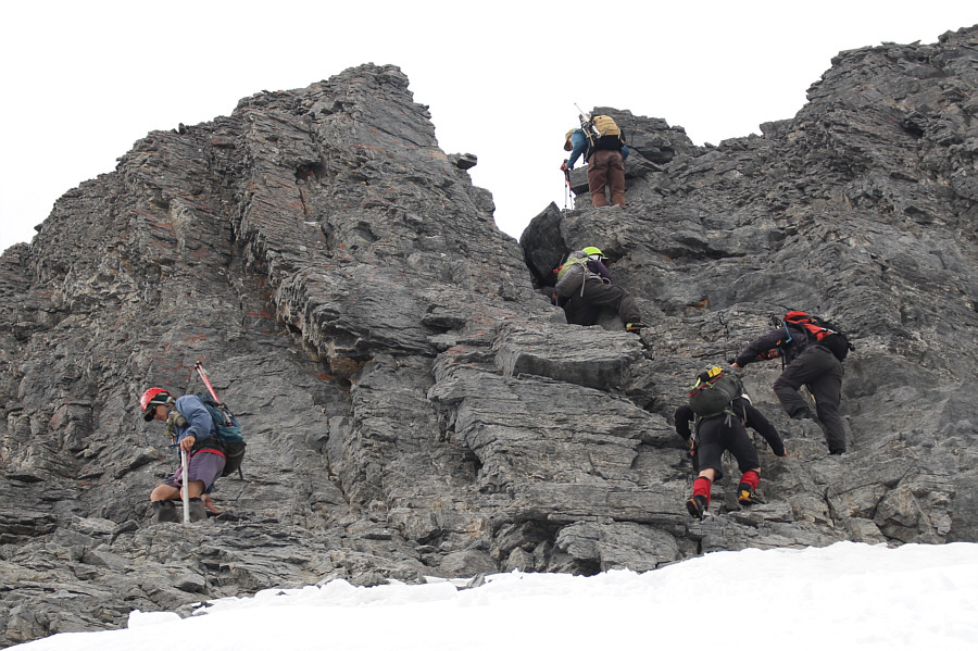 Looks almost like an Escher drawing!