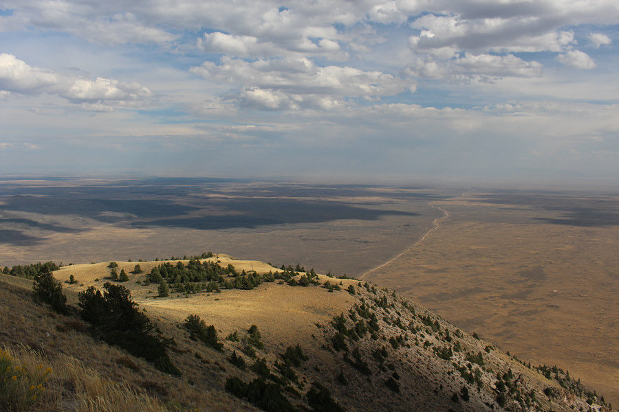 Looks like a really lonely road.