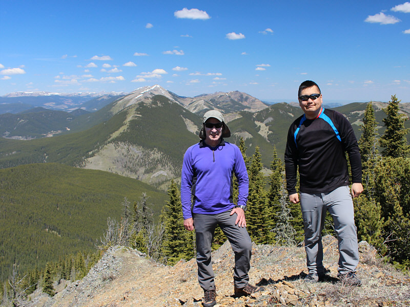 I finally "splurged" and got new hiking pants!