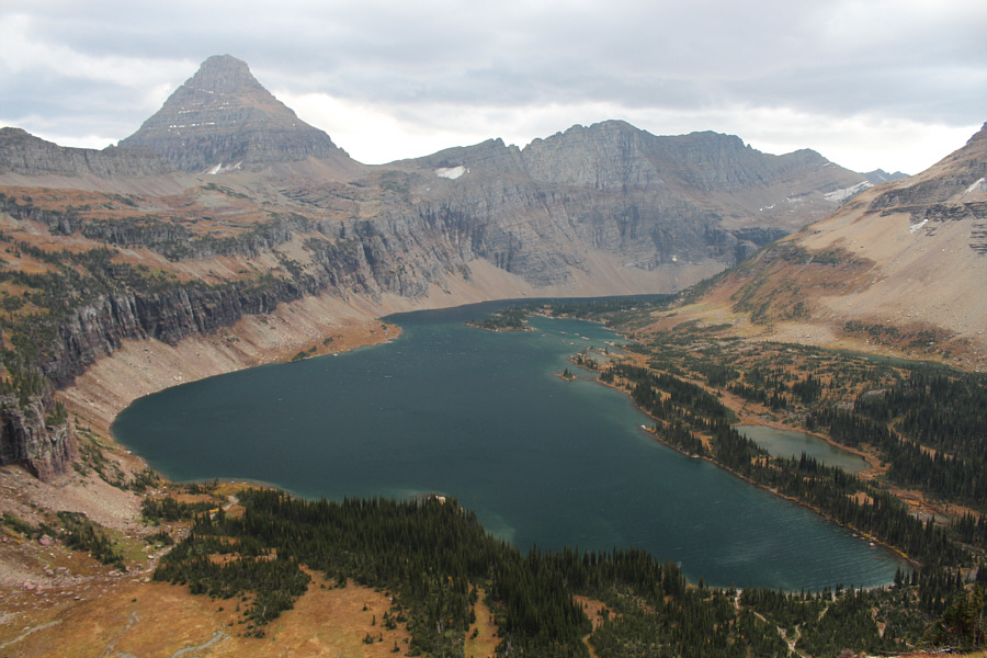 Perhaps it was a good thing that it was cloudy today, or else I would have taken probably a thousand photographs!