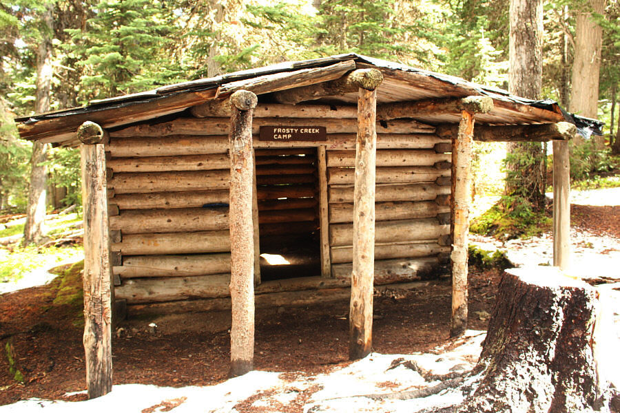 Lots of people tend to congregate here as well...