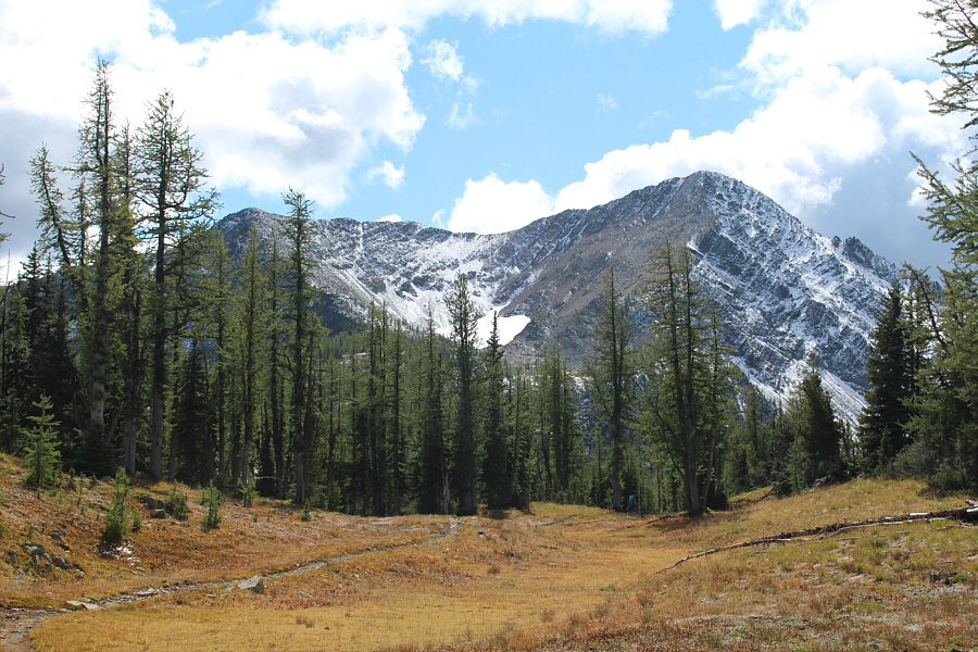 This would be a magnificent place to visit on a clear Fall day.
