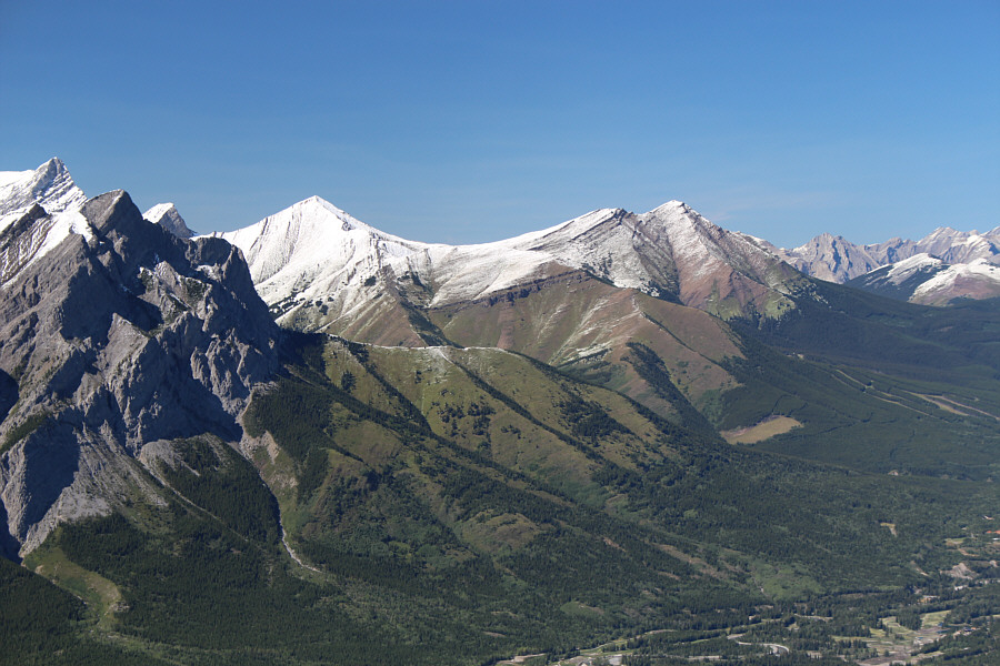 Mount Collembola is another peak I should climb someday...