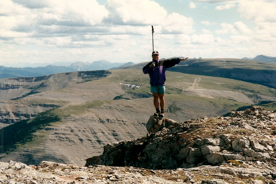 As in "halt, or you're gonna fall off the cliff behind me"!
